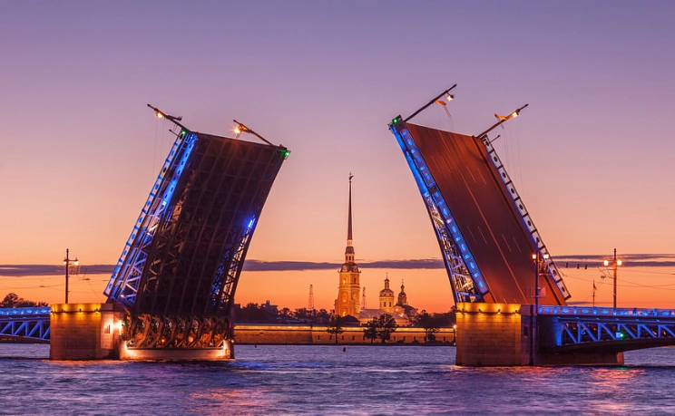 День 2. Обзорная экскурсия, Петропавловская крепость, прогулка на катере, развод мостов - Изображение 2
